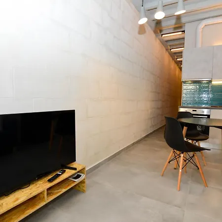 Industrial Design 5 Min From Metro Apartment Athens