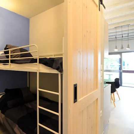 Apartment Industrial Design 5 Min From Metro Athens
